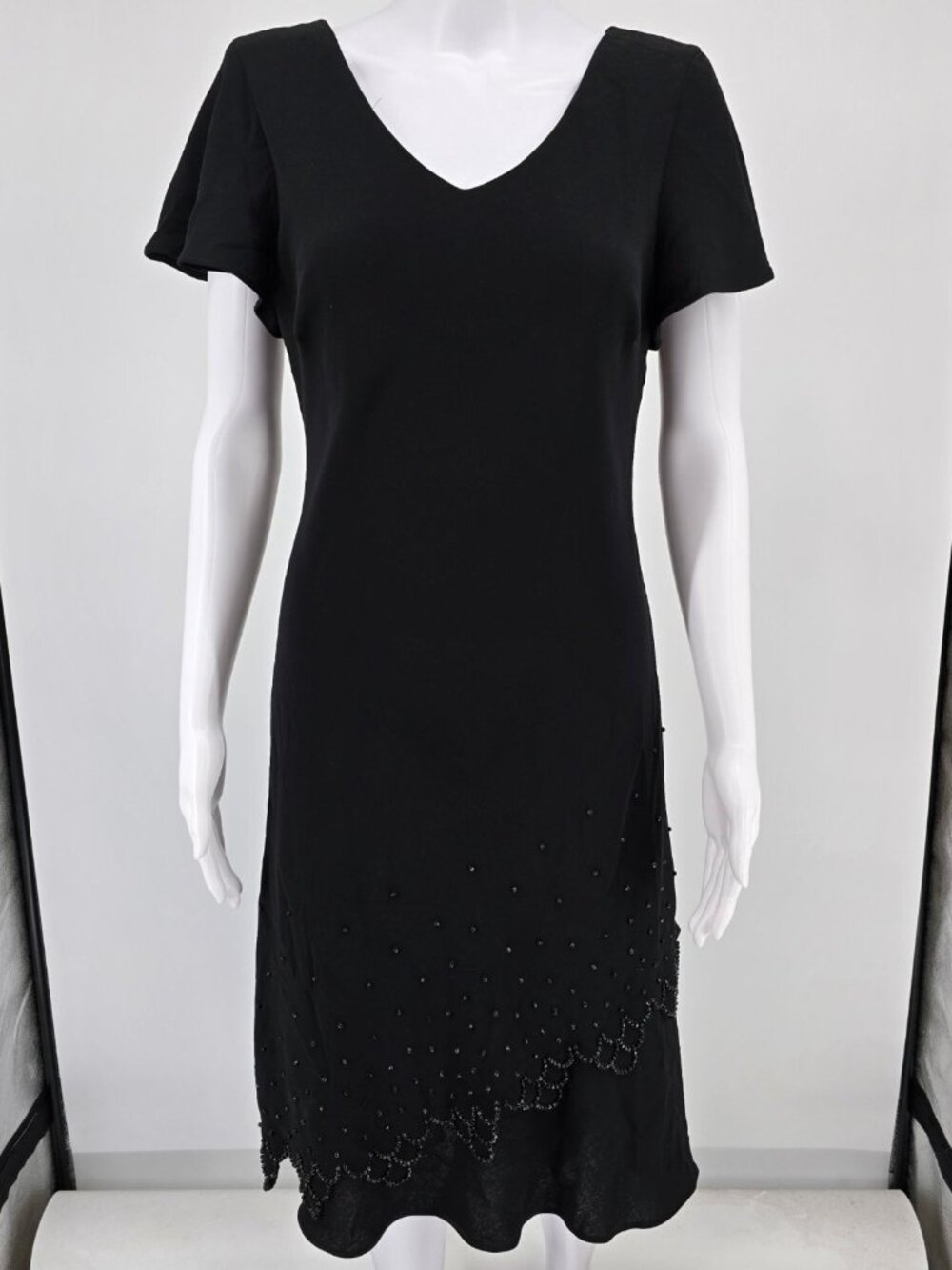 Vintage Y2K S.L. Fashions Made in USA Black Scalloped Hem Cocktail Dress (8/M)